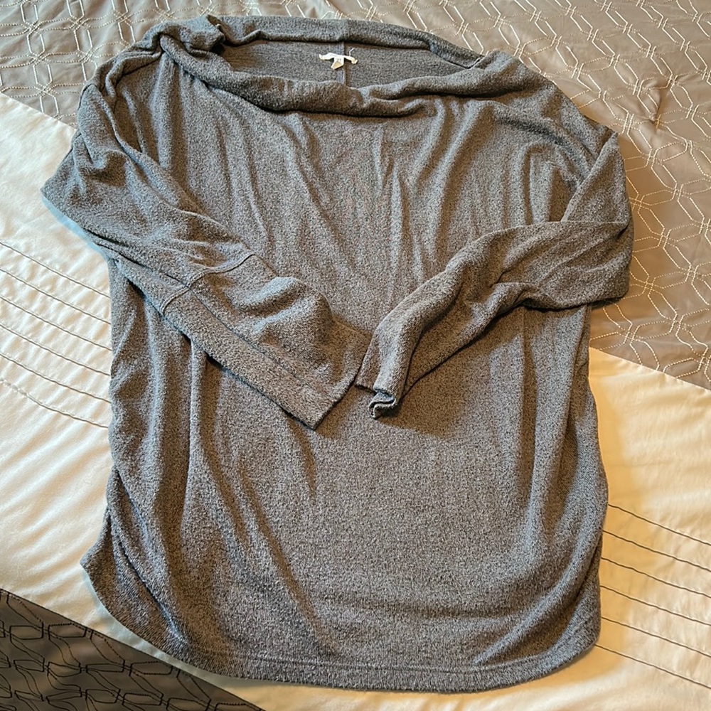 MAURICES-Lrg-Long sleeve gray
